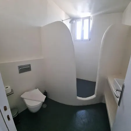 White 아파트호텔