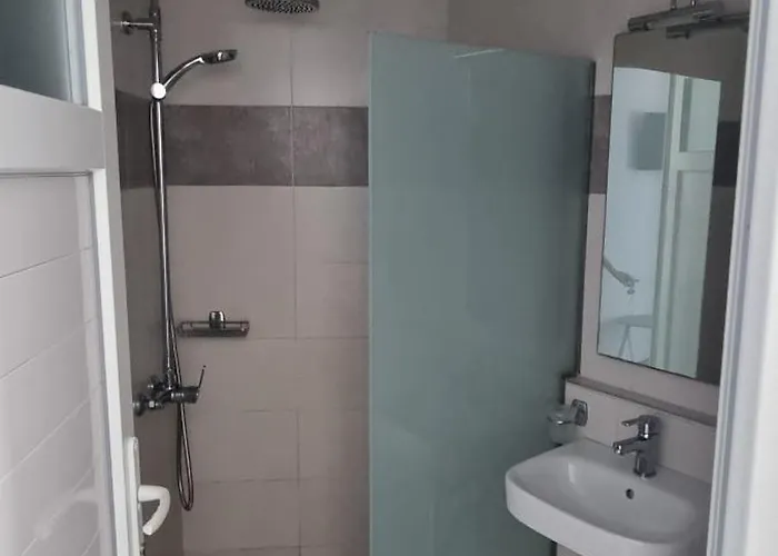 Ξενοδοχείο με διαμερίσματα White Φοινικιά