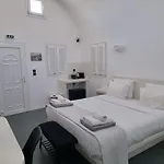 White Lägenhetshotell 4*